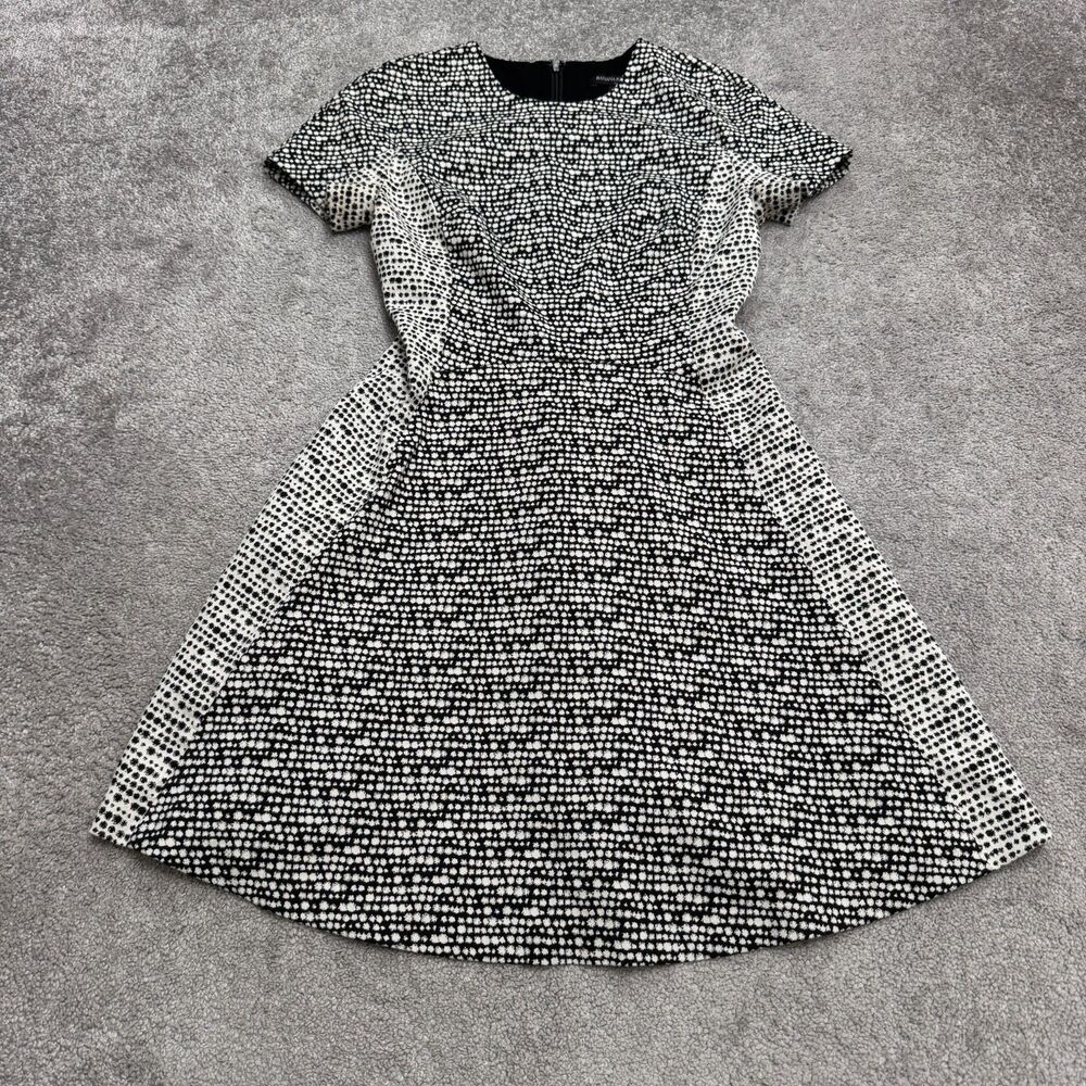 Banana Republic Jacquard Fit Flare Dress Womens 4 Black White Dot Short Sleeve